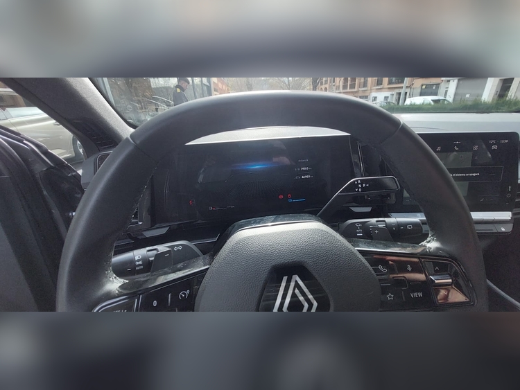 Renault Austral 1.2 200CV HYBR foto 9